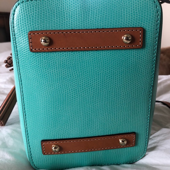 Dooney & Bourke crossbody handbag - Picture 8 of 8